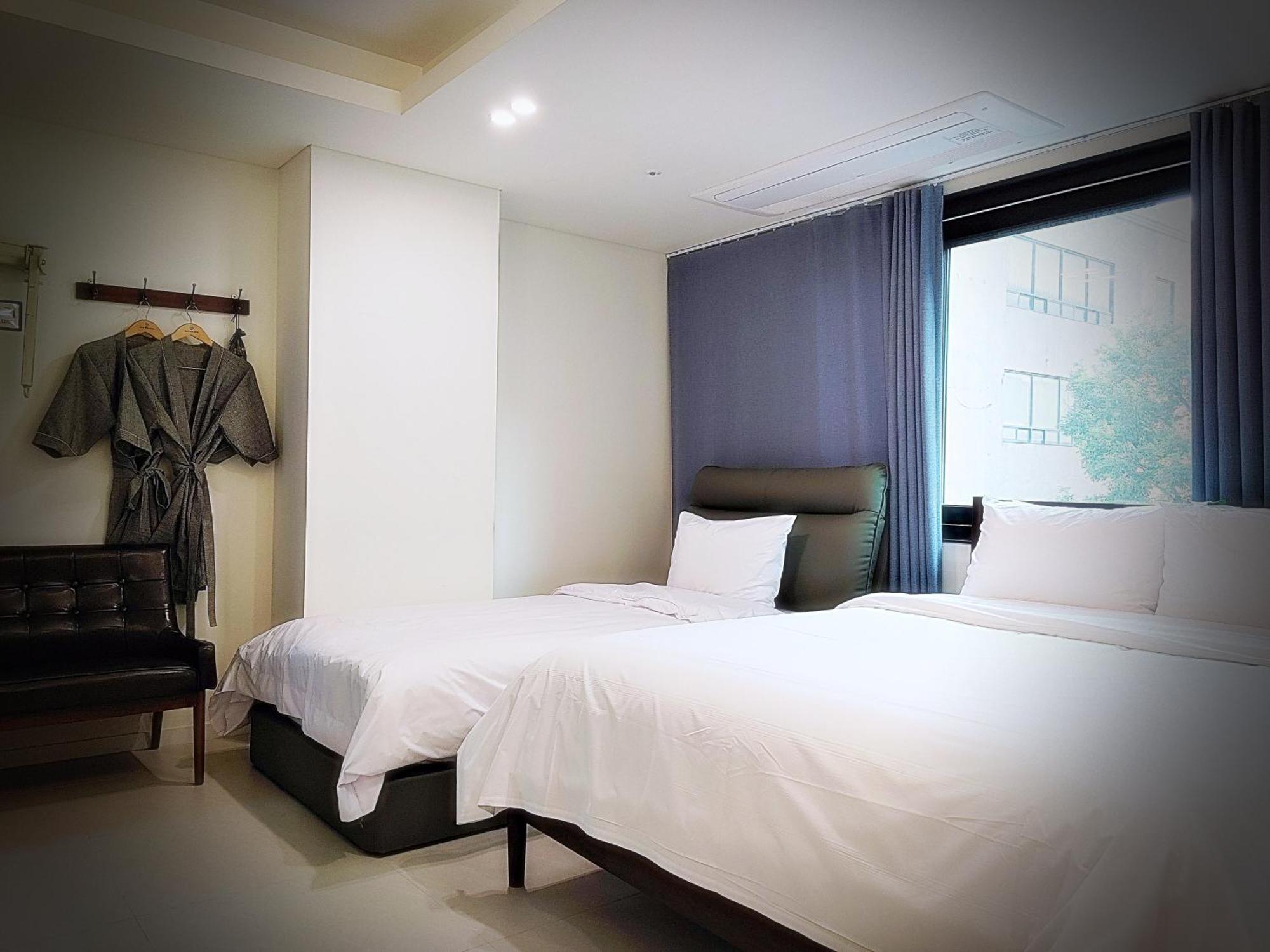 Bluebird Hotel Инчон Екстериор снимка