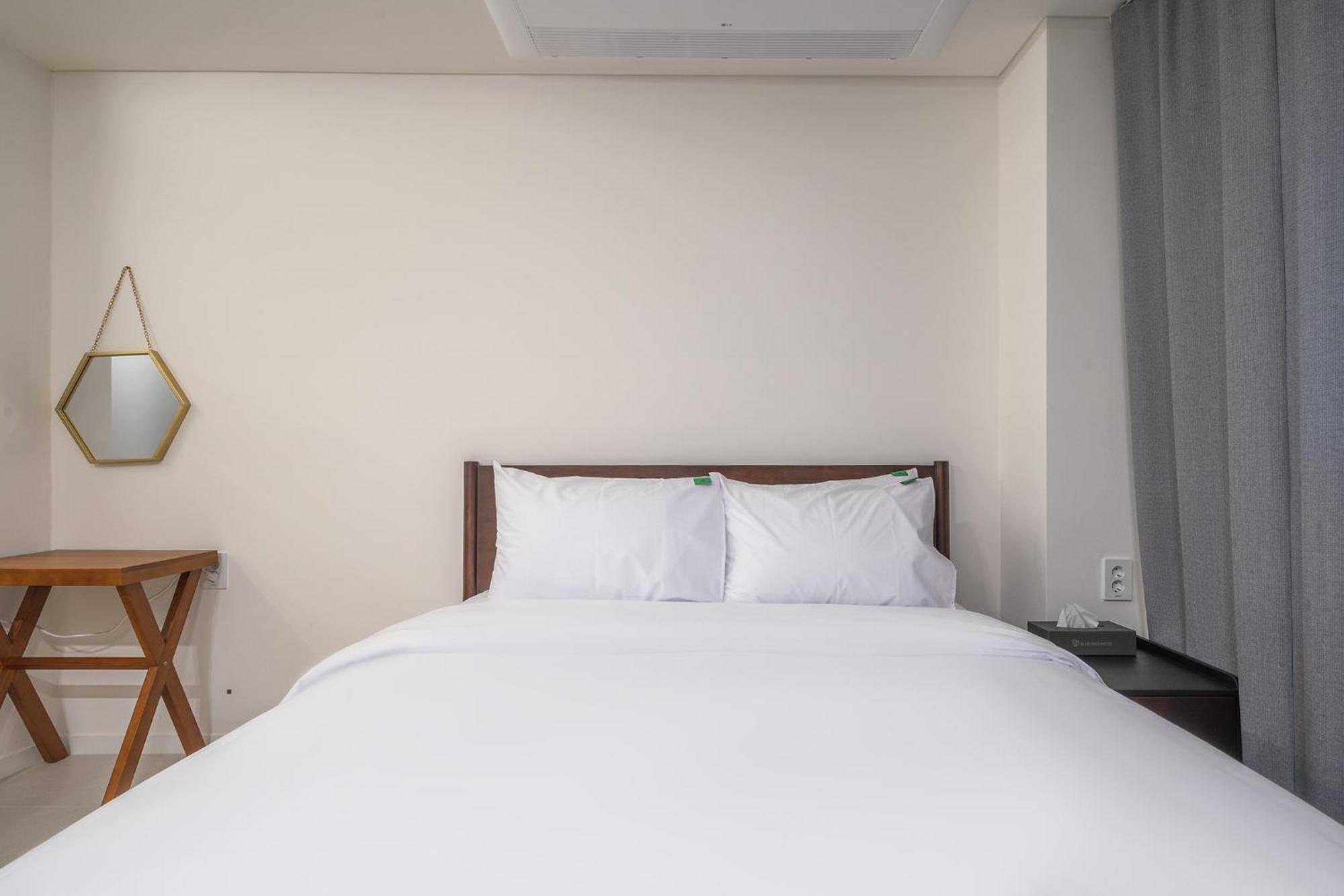 Bluebird Hotel Инчон Екстериор снимка