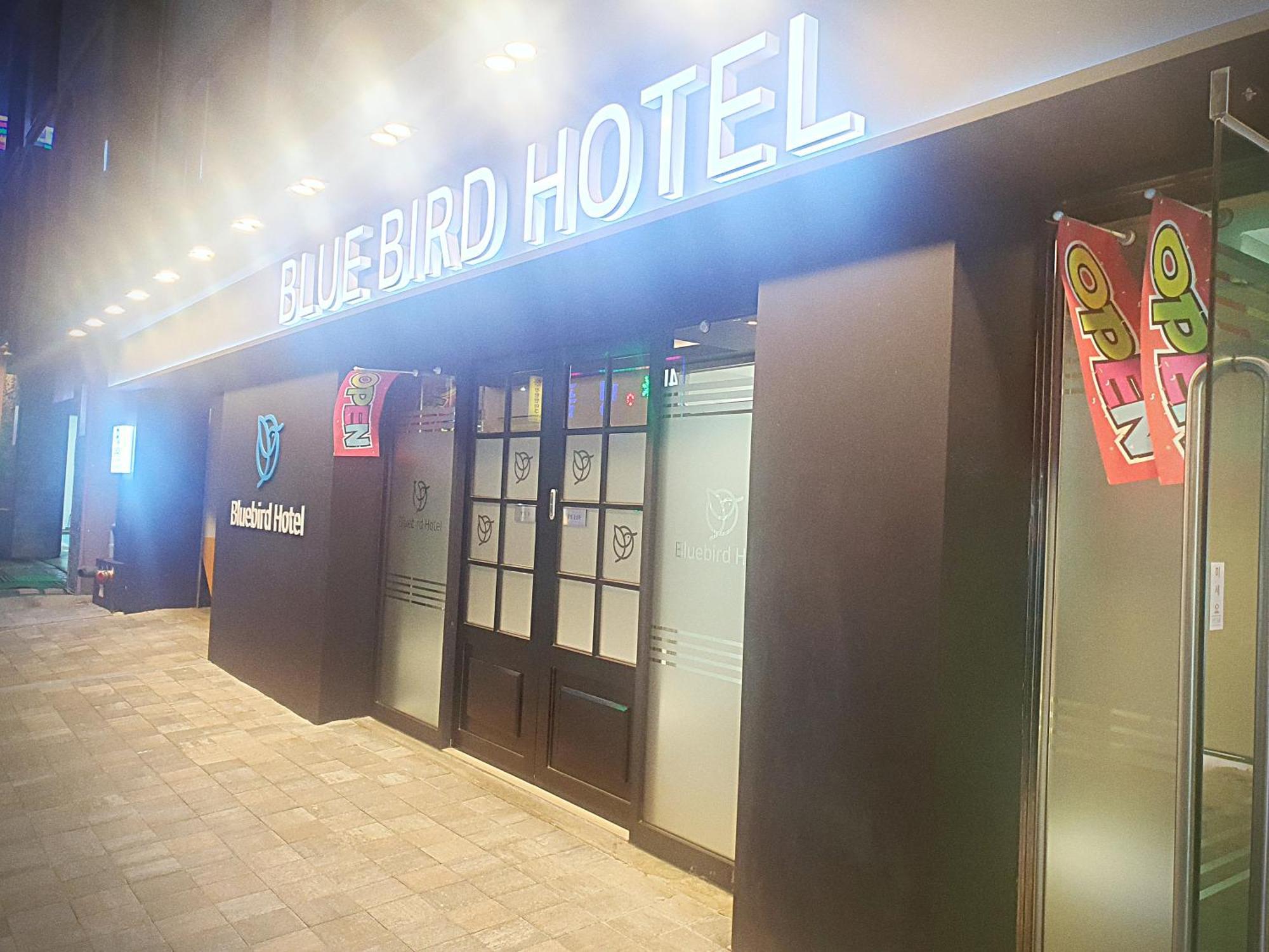 Bluebird Hotel Инчон Екстериор снимка